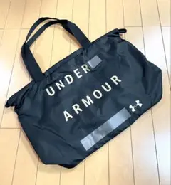 UNDER ARMOUR アンダーアーマー　フェイバリットグラフィックトート