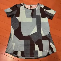アンダーアーマー　　レディースTシャツ　Lサイズ