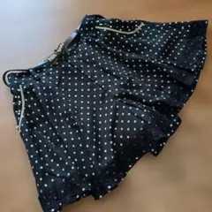 アクシーズファム　水玉模様キュロット 黒と白