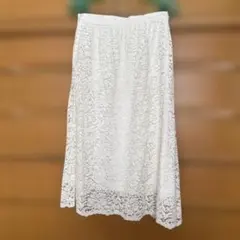 UNIQLO ホワイト レース フレアスカート M ユニクロ　レース