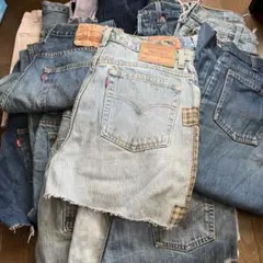 【まとめ売り】LEVI’Sデニムまとめ売り 501 505その他 濃紺のサムネイル