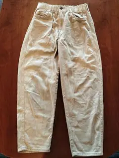 H＆M ズボン ピンクベージュ色