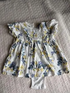プティマイン 新品　花柄ロンパース