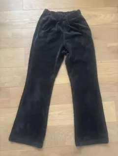 GU ヌクヌクニットコールフレアパンツ