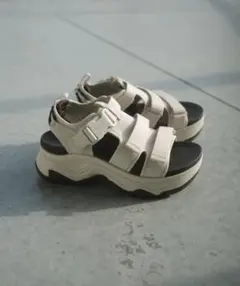 ＜Teva＞ハリケーン アンプソール ガイラ サンダル　GLR別注品のサムネイル