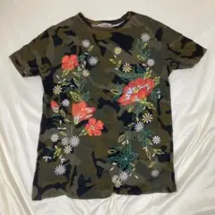 ZARA TRAFALUC Tシャツ カーキ S 迷彩 花柄刺繍のサムネイル
