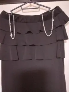 ピンキー&ダイアン　チェーン付き3段フリルワンピース　黒MLサイズ難あり