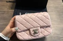 CHANEL ピンク キルティング ショルダーバッグ ノベルティー