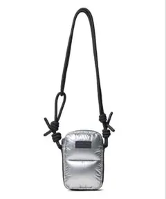 HUNTER シルバーショルダーバッグ