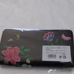 お値引きしました!　花刺繍小銭スッキリ長財布（ブラック）