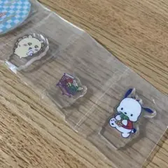 ちいかわ×サンリオ レイヤーアクリルスタンド シーサー ポチャッコ