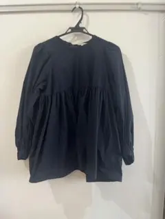 完売 美品 ヨリ yori パフギャザーカットソー 定価1.7 yori ヨリ パフ ギャザーカットソー Navy - メルカリ