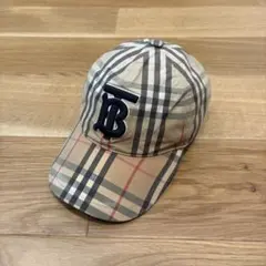 Burberry ベースボールキャップのサムネイル