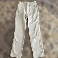 UNIQLO ライトグレー　ストレートデニム