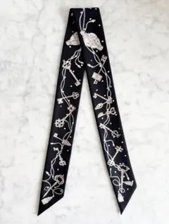 ツイリー　レ・クレ・ア・ポア　黒 HERMES 【新品未使用】エルメス ツイリー レクレアポア ノワール