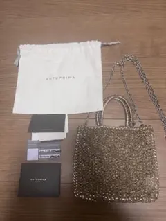 Item thumbnail for item 5c4d5983-162c-4fed-913c-74e9e69be640