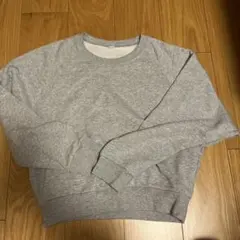 UNIQLO グレー トレーナー