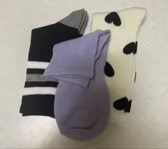 カジュアルソックス3足セット（黒、紫、白）