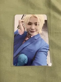 SPILL THE FEELS CARAT盤 ウジ