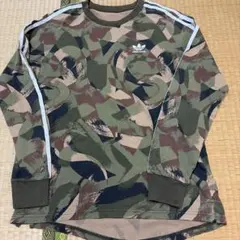 ⭐︎adidas ⭐︎迷彩柄 ロングTシャツ