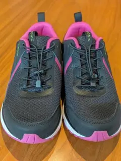 Item thumbnail for item d19784b8-487a-4ba4-9a70-96a2065df819