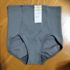 ATSUGI LA CHERE グレー ショーツ Mのサムネイル