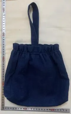 【新品未使用　ネイビー ギャザー付きバッグ】のサムネイル