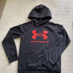 UNDER ARMOUR ブラックパーカー YXL