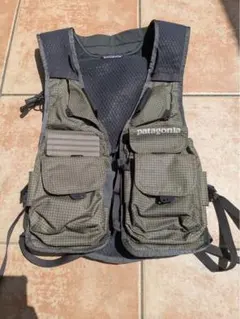 希少☆新品未使用☆patagonia フィッシングベスト S/Mサイズ グレー系 Patagonia (パタゴニア) フィッシングウェア メンズ SMサイズ