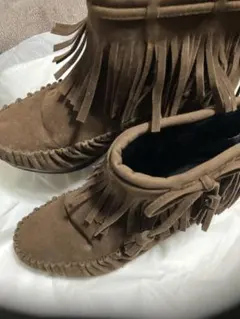最終価格❣️フリンジ付きブラウンウェッジヒールブーツ　Sサイズ