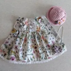 復刻版初代リカちゃん　ハンドメイドリバティ生地ワンピース　帽子　バッグ