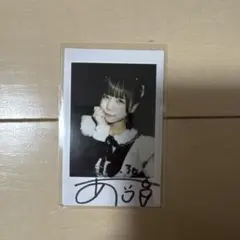 進藤あまね サイン入りチェキB - メルカリ