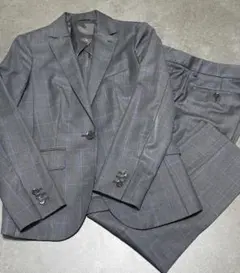 universal language reda パンツスーツ