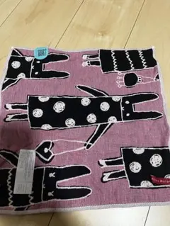 Atsuko Matano タオルハンカチ ウサギ柄のサムネイル
