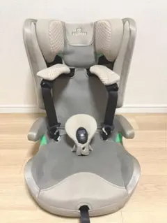 【美品】 AILEBEBE エールべべ パパットR ベージュ チャイルドシート