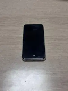 iPhoneSE 第二世代 ホワイト SIMフリー ※傷ありのサムネイル