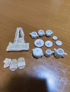 初期 シルバニアファミリー 陶器製　小物 ミニチュア　ティータイム　エプロン