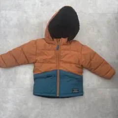 オレンジと青の中綿リバーシブルコート　ブリーズ