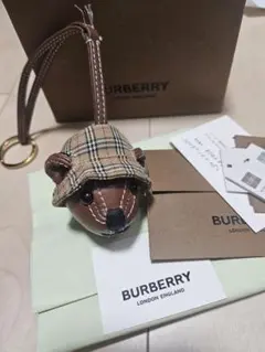 2025年最新】burberry バーバリー くまチャームの人気アイテム