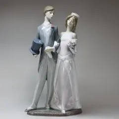 ほんの少しのキス ＃5701 ☆リヤドロ ポーセリン 光沢仕上げ スペイン
