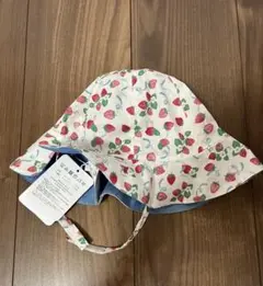 panpantutu Hello Kittyコラボ 苺柄 子供用帽子のサムネイル