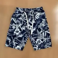 BARCEDOS ボタニカル柄 ショートパンツ Mサイズのサムネイル