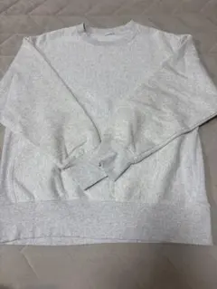 GUグレー クルーネック 長袖トレーナー