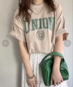 【ユニセックス】サークルカレッジロゴ半袖Tシャツ　discoat