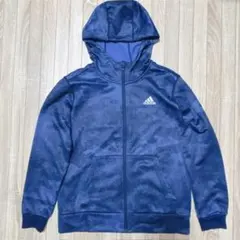 adidasのフード付きパーカー160㎝