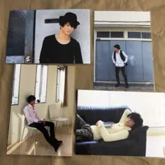 津田健次郎 生写真4点