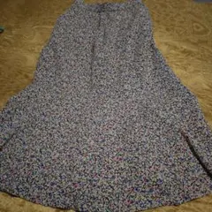 ユキトリイ　花柄ロングスカートSサイズ