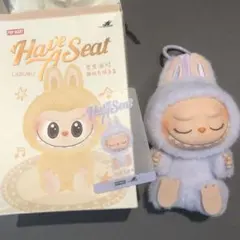 have a seat ZIZI ラブブ ポップマート