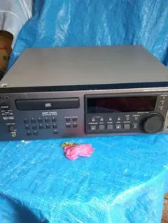 ソニー 業務用 CD プレイヤー 中古 品CDPー D 500の出品です 。 - メルカリ
