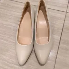GU　パンプス　未使用　ホワイトのサムネイル